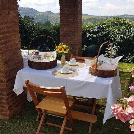 Molise Hotel Fazenda Serra Negra  Bagian luar foto